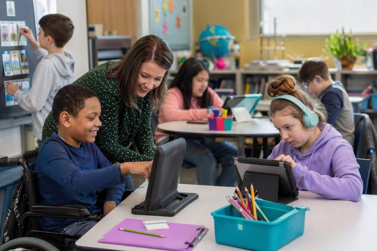 Assistive Technology in Special Education: Examples, Classroom Uses, and IEP Support